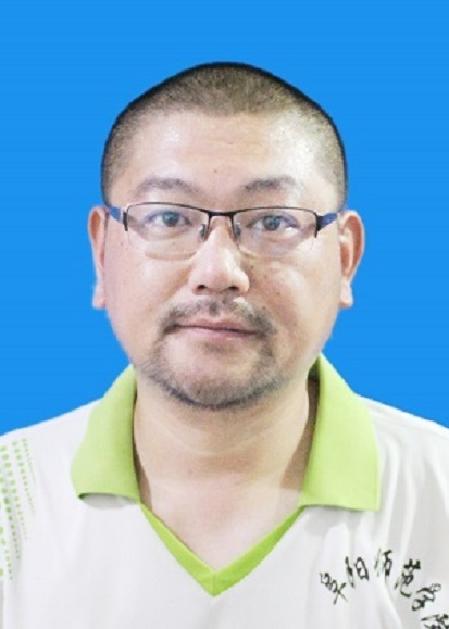 体育学院副院长