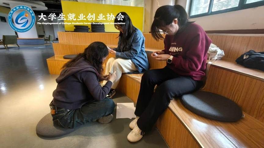 EA0A165E190D3BB35C68D1B9FFEE7146