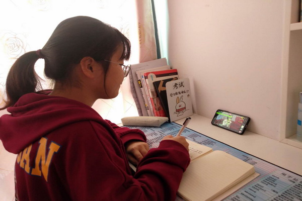 五四精神 传承有我——外国语学院开展五四主题宣传教育活动