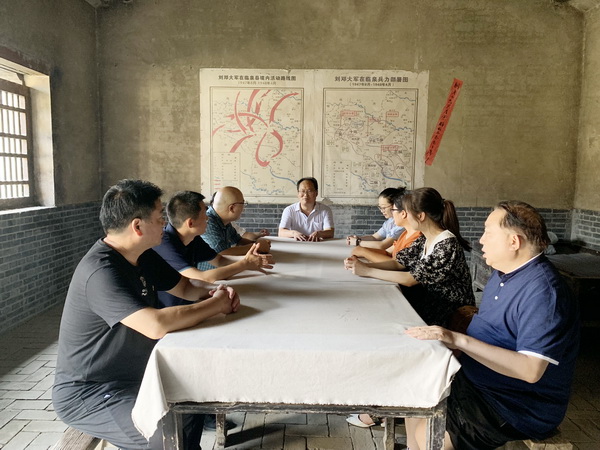 外国语学院党委赴千里跃进大别山纪念馆开展党史教育日活动