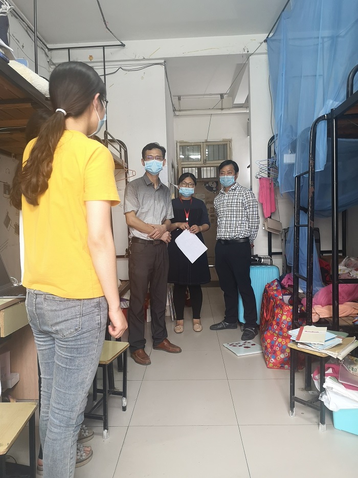 数学1.jpg 数学1.jpg