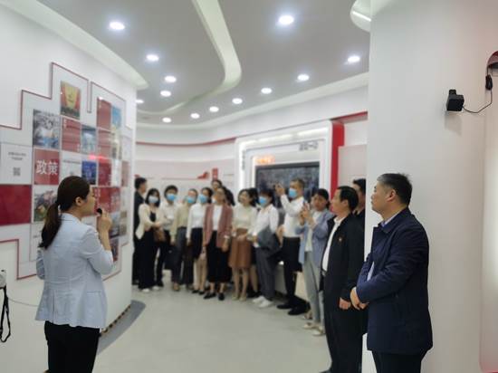 mmexport1620975497660