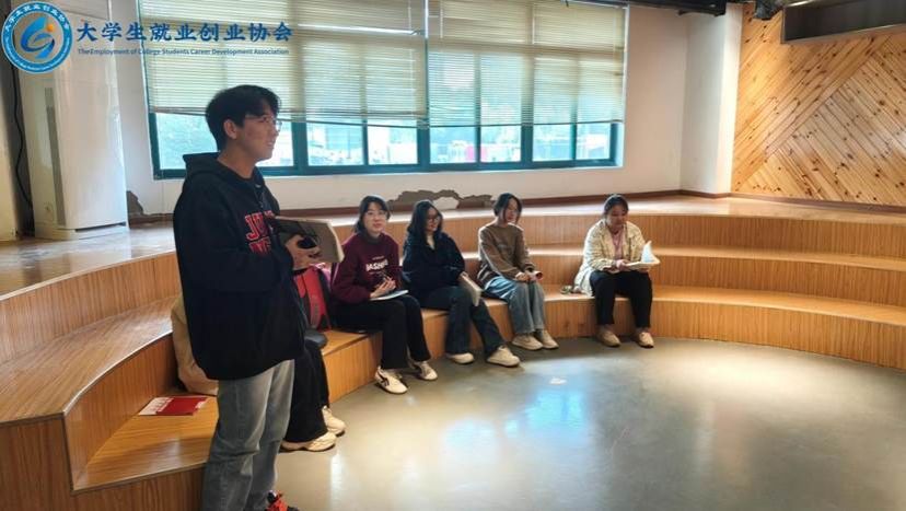 c3569a2866366056cefc7164b1917f33