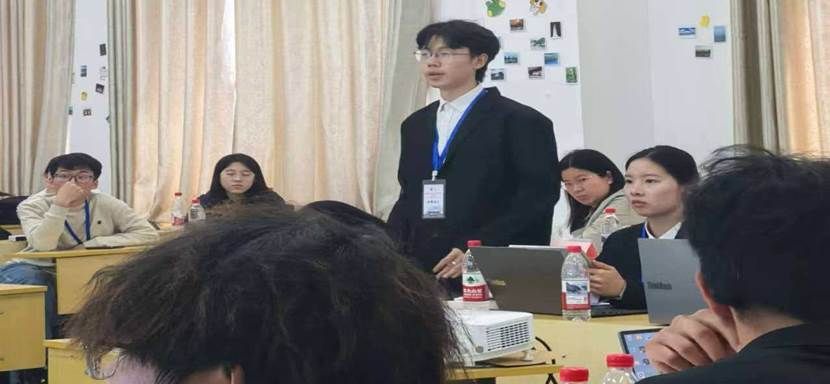 说明: fdb757bf97c09fe7e8628215a2c20dc